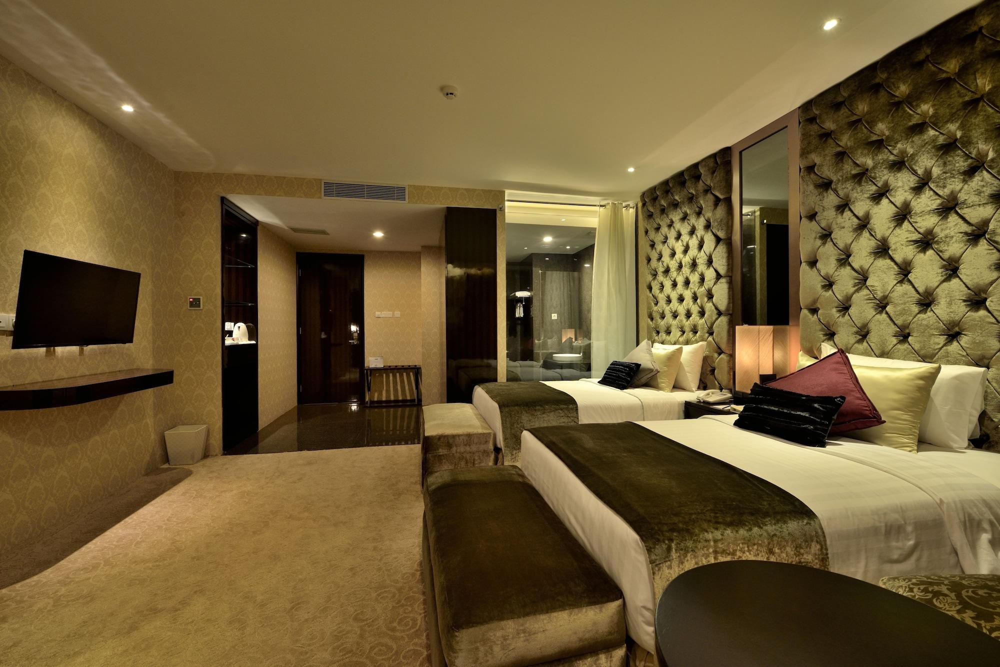 Amaroossa Grande Hotel Bekasi Kültér fotó