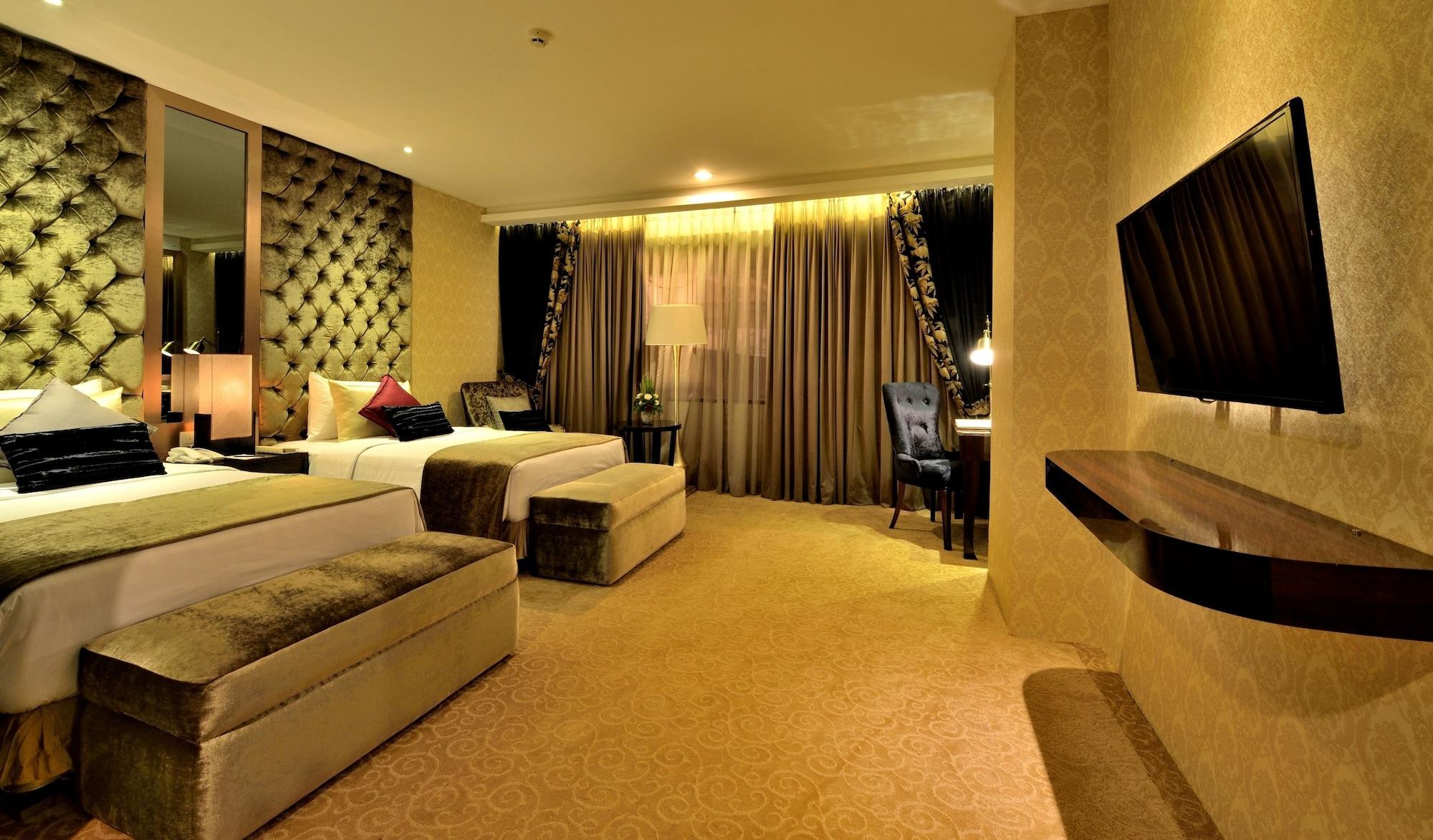 Amaroossa Grande Hotel Bekasi Kültér fotó