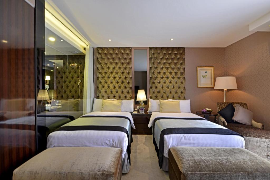 Amaroossa Grande Hotel Bekasi Kültér fotó