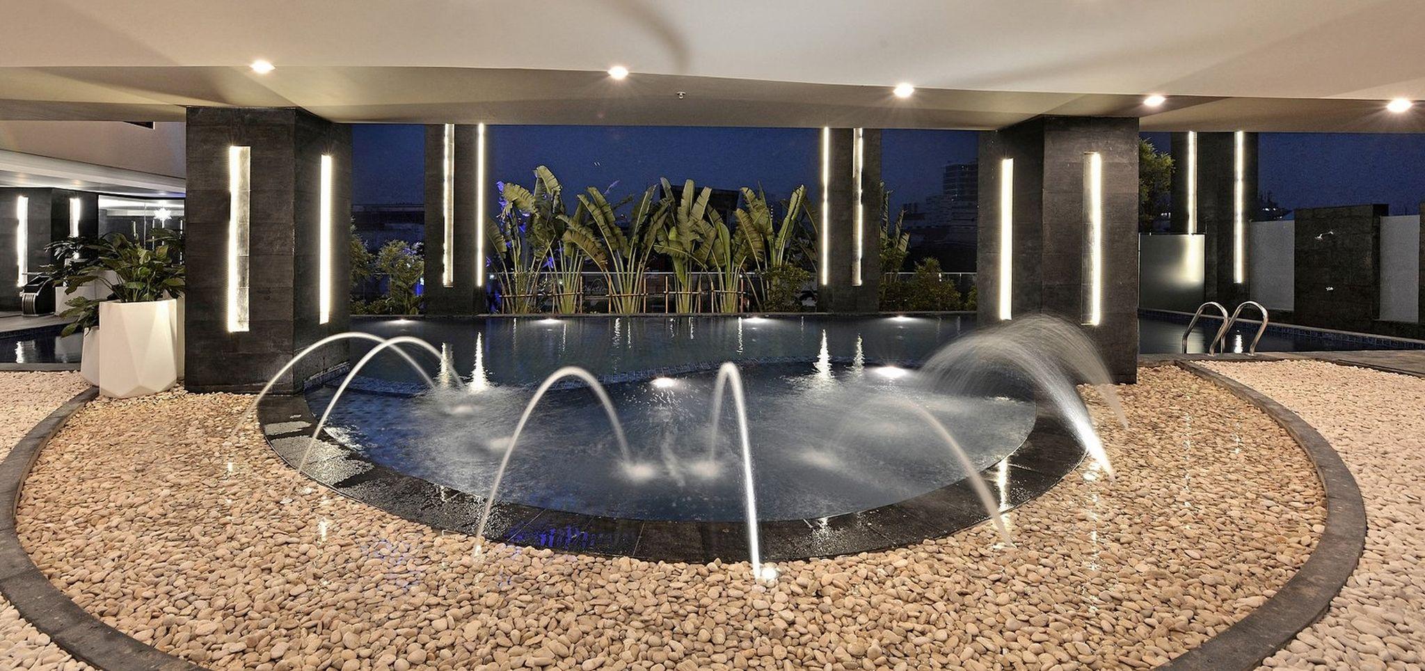 Amaroossa Grande Hotel Bekasi Kültér fotó