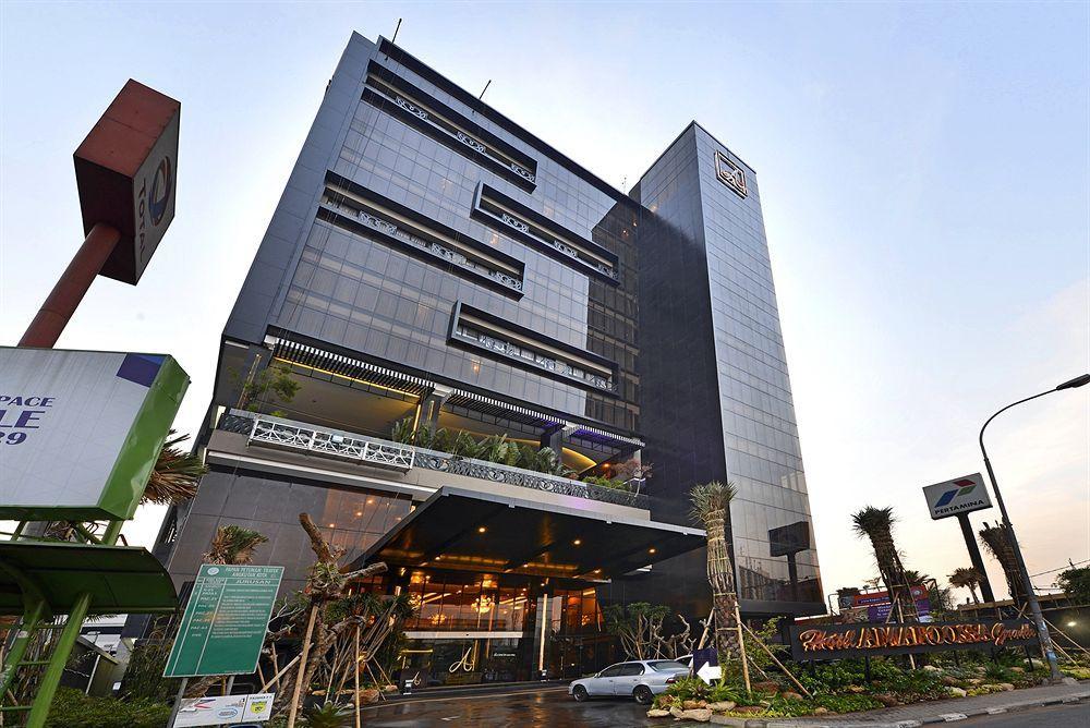 Amaroossa Grande Hotel Bekasi Kültér fotó